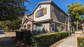 Building Photo - 25862 Iris Ave