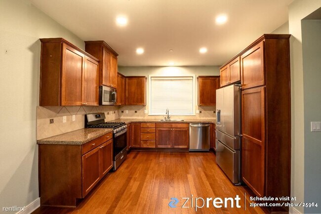 Building Photo - 3 br, 2.5 bath House - 18331 35th Drive So...