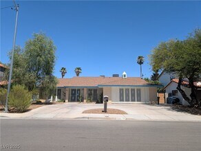 Building Photo - 3412 Sioux Way