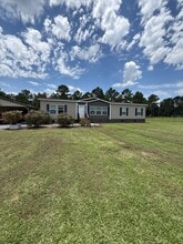 Building Photo - 136 Alan Pvt Dr