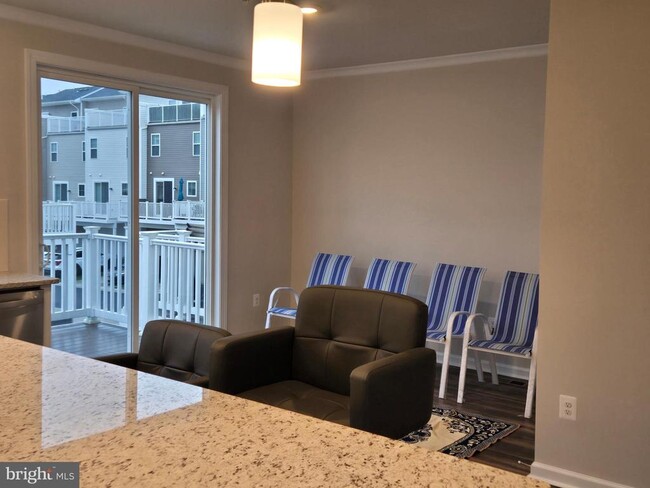 Foto del edificio - 66 Garden Meadow Pl