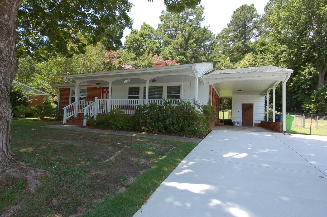 Primary Photo - 3105 Brentwood Rd
