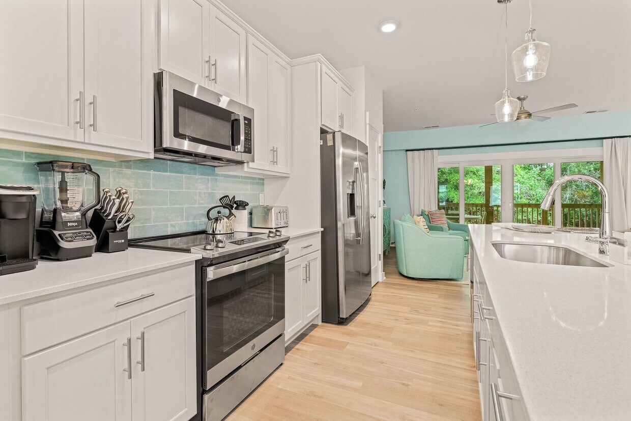 1115 Cambridge Rd, Kill Devil Hills, NC 27948 House Rental in Kill