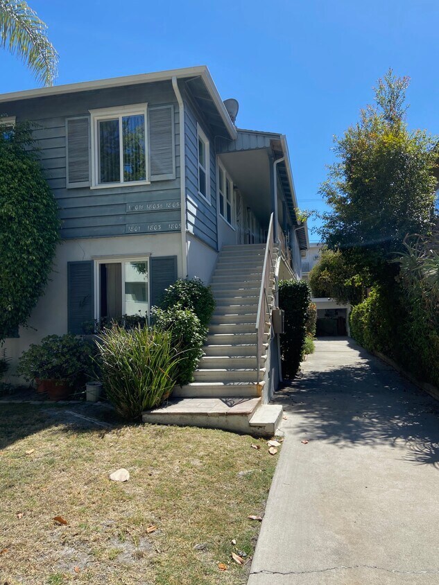 Primary Photo - 1805 Camden Ave