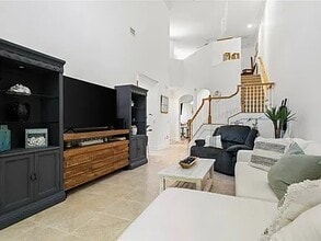 Building Photo - 1945 Bridgepointe Cir