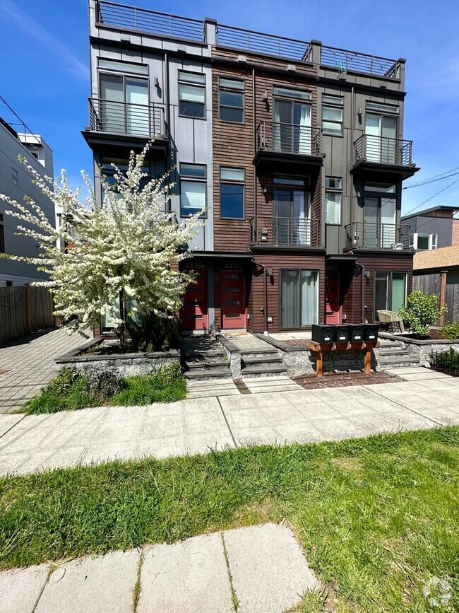 Building Photo - 2216 NW 64th St
