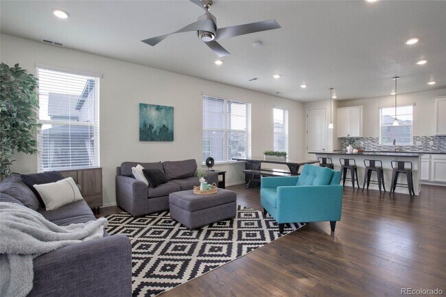 Foto del edificio - Lovely Newer 3 Bedroom Home