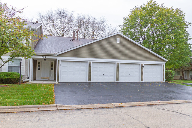 Primary Photo - 737 Candleridge Ct
