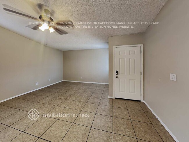 Foto del edificio - 8917 W Flower St