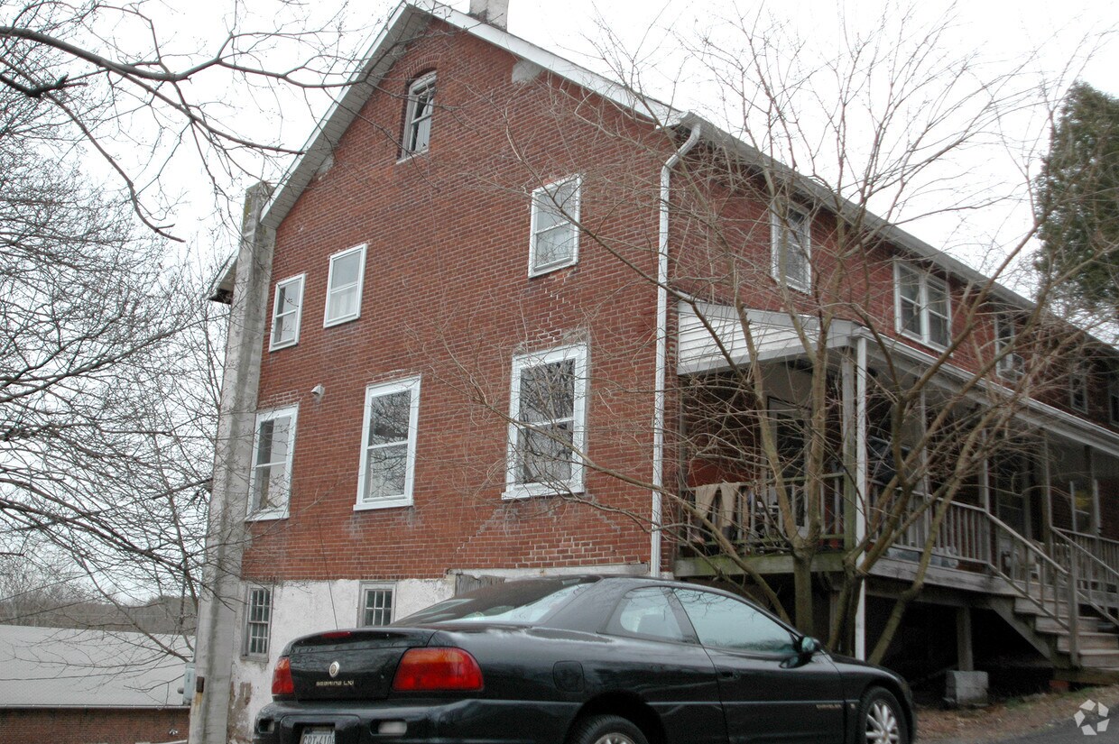 Foto del edificio - 150 Perkiomen Ave