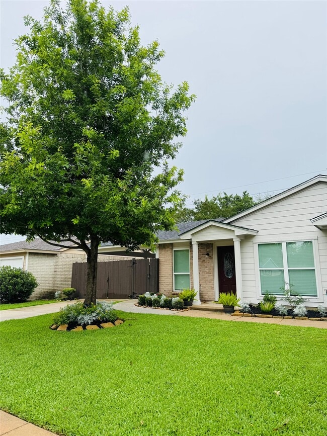 Foto del edificio - 24131 4 Sixes Ln