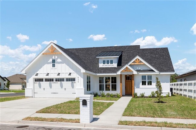 Building Photo - 534 Hunter Dr