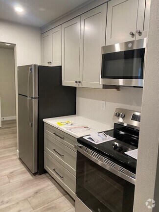 Building Photo - 2881 Cimarron Trl