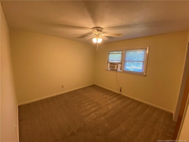 Building Photo - 417 Windermere Dr