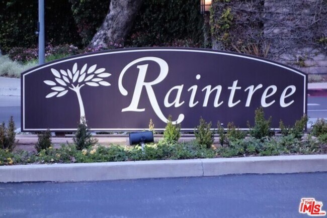 Building Photo - 7120 Raintree Cir