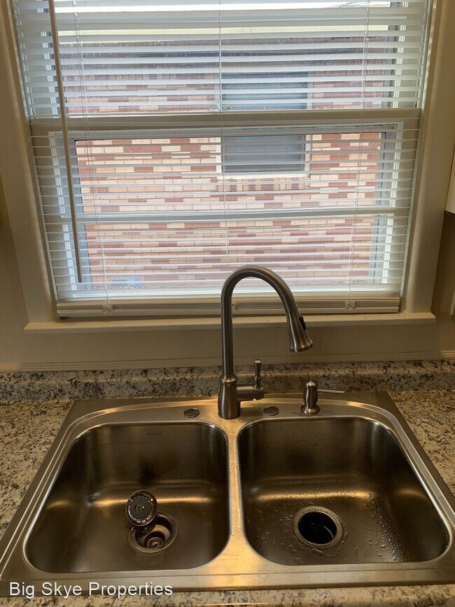 Foto del edificio - 3 br, 2 bath House - 4809 43RD STREET