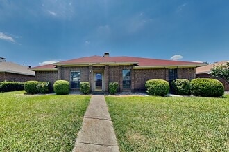 Building Photo - 1654 Belltower Dr
