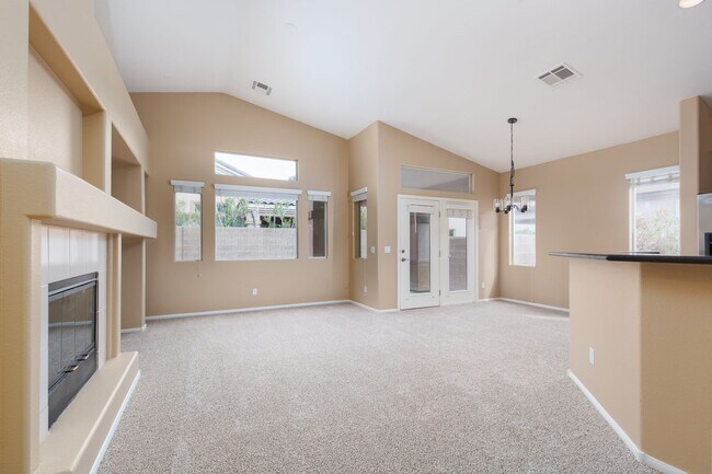 Foto del edificio - Single story in SW gated community with pool and spa