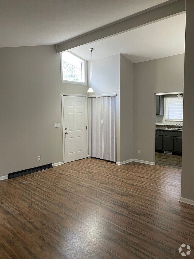 The Westwood Apartments under 2,000 Akron, OH 2 Rentals