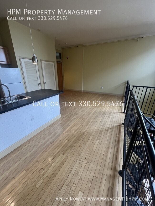 Foto del edificio - 2404 Prospect Ave E