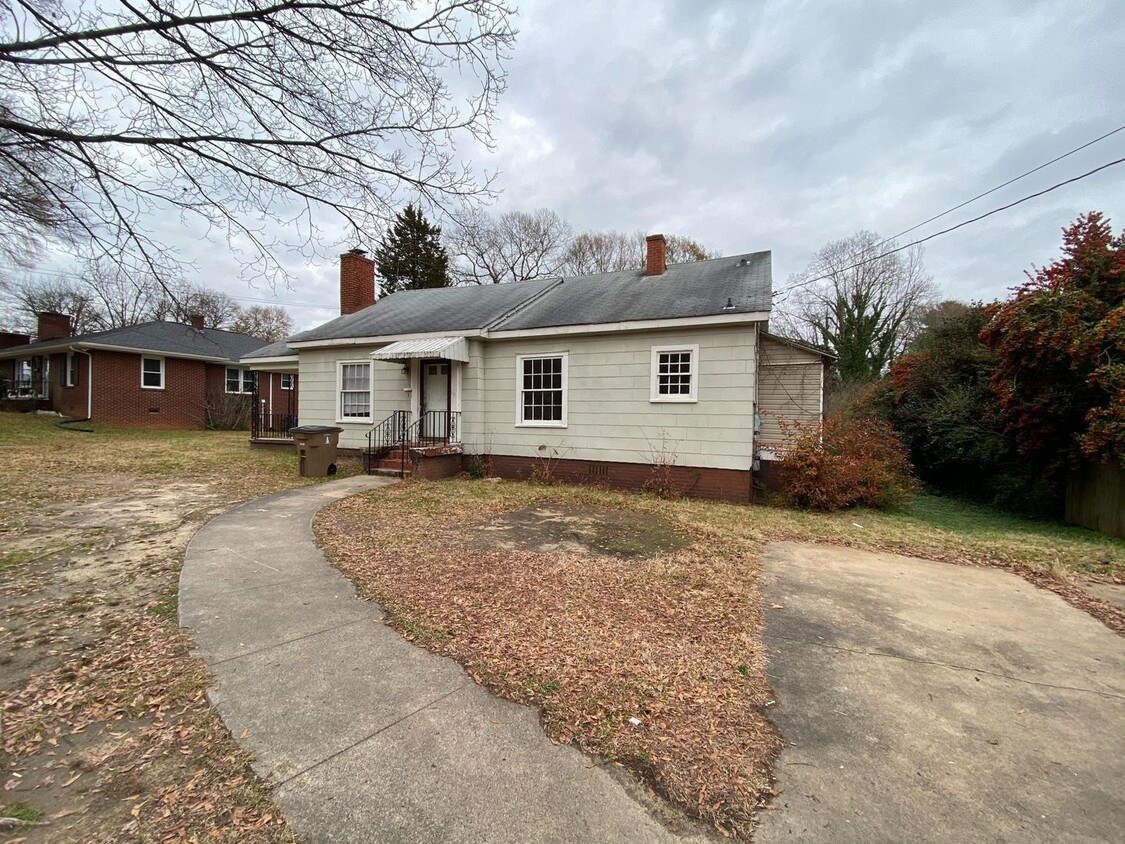 Foto principal - 3/1 close to downtown Shelby, NC