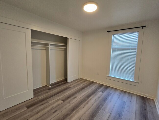 Foto del edificio - 1049 56th St