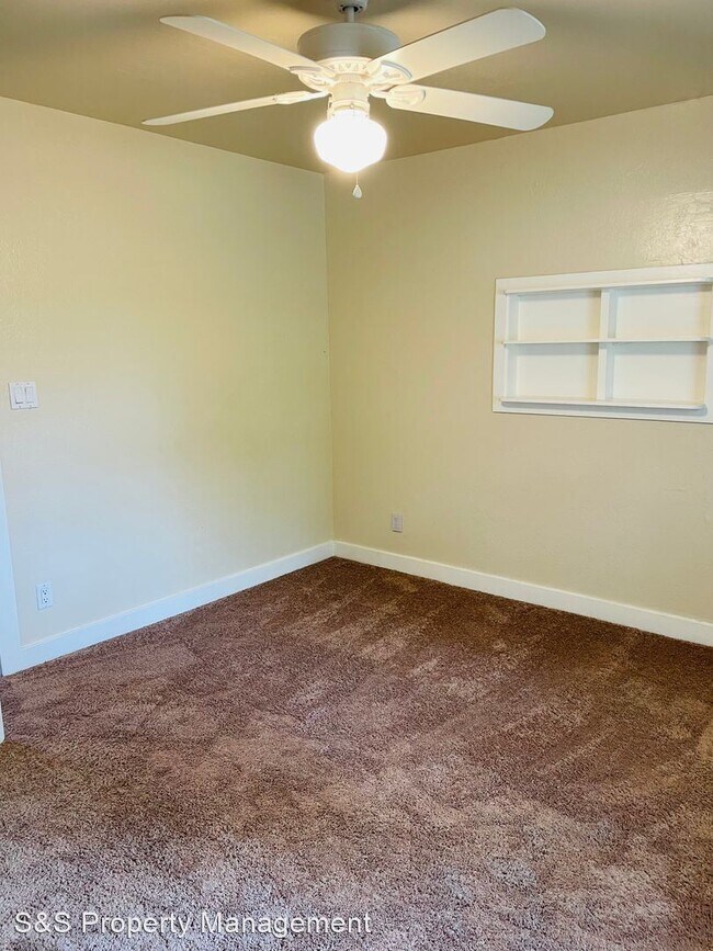 Building Photo - 3 br, 1 bath House - 833 Bryte Ave