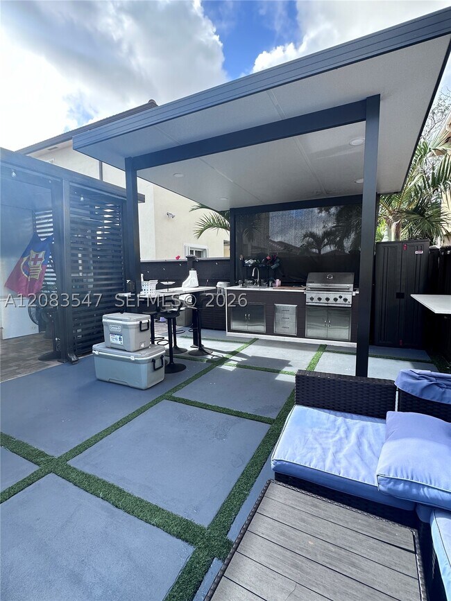 Foto del edificio - 4400 SW 164th Path