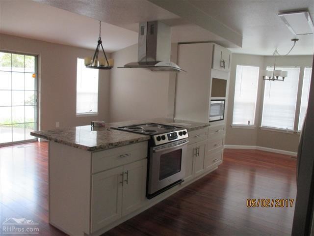 Foto del edificio - 6020 N Highlands Pky