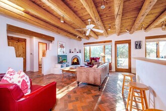 Building Photo - 1015 Foothills Trail