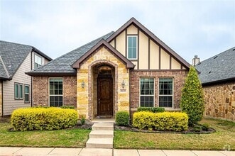 Building Photo - 8620 Grassland Dr