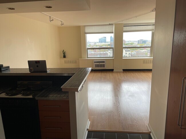 Foto del edificio - 1455 N Sandburg Ter
