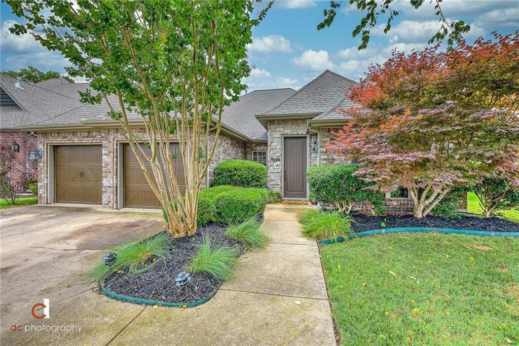Foto principal - 1602 NE Greenbrier Rd