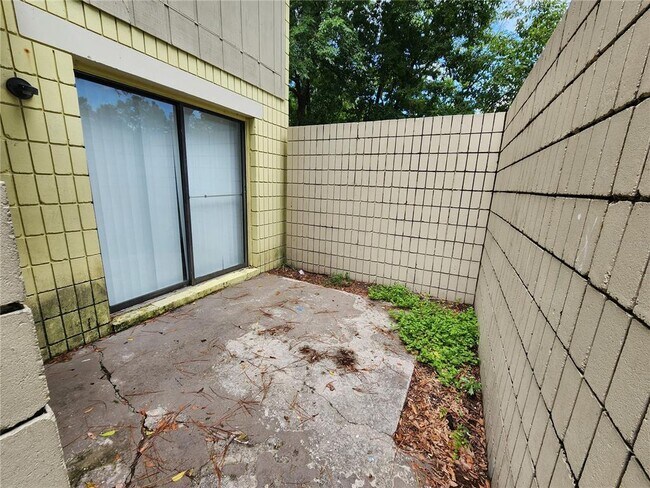 Foto del edificio - 713 SW 69th St