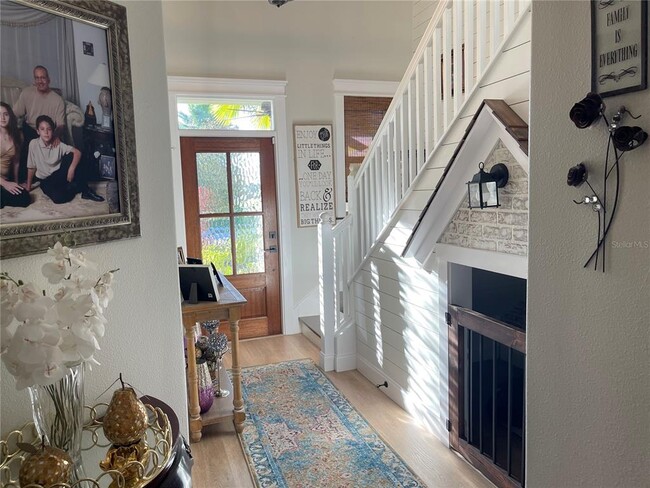 Building Photo - 1555 Ludington Ave