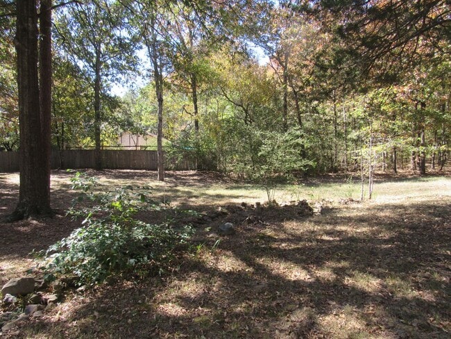 Building Photo - Contact Peggy Goodman 501 676 1758