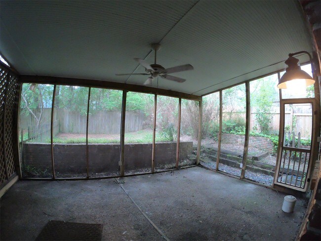 Foto del edificio - 1235 Linden Pl