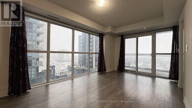 Building Photo - 20 Meadowglen Pl