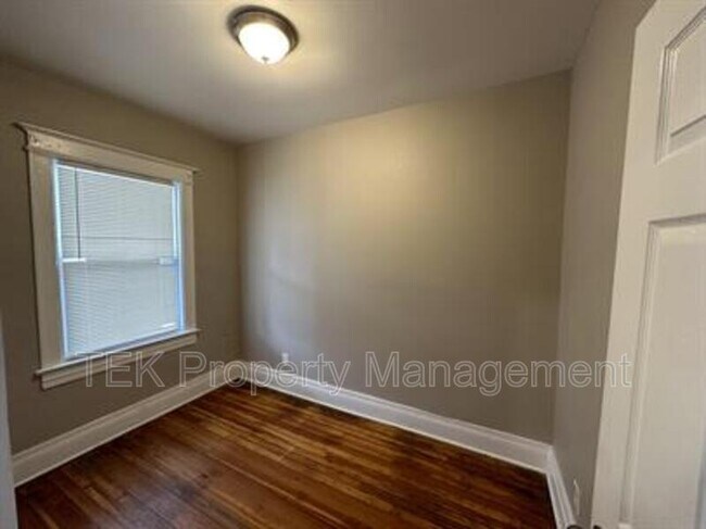 Foto del edificio - 94 Scrantom St