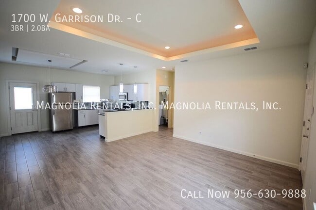 Foto del edificio - 1700 W Garrison Dr