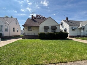 Building Photo - 4670 E 90th St