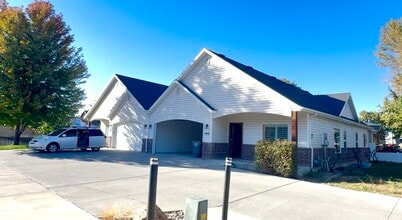 Building Photo - 592 S 350 E