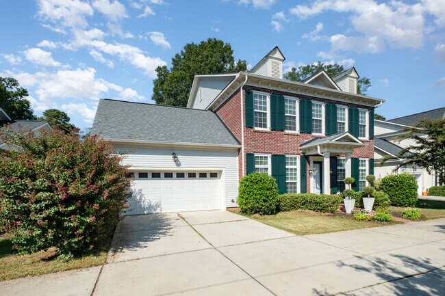 Foto del edificio - 1025 N Sharon Amity Rd