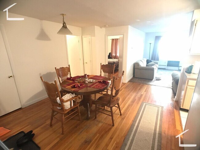 Foto del edificio - Check Youtube Video!  XL JP 1-Bed w AC, Fi...