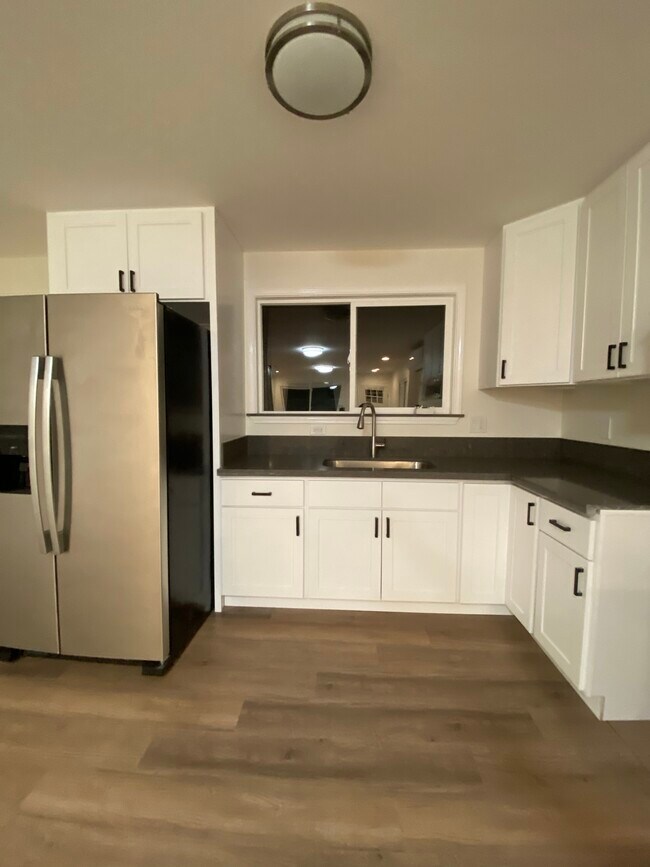 Kitchen - 91-967 Akaholo St