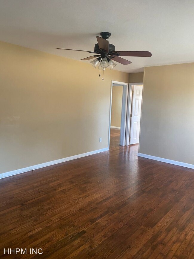 Building Photo - 3 br, 1.5 bath House - 1413 Co Rd 92