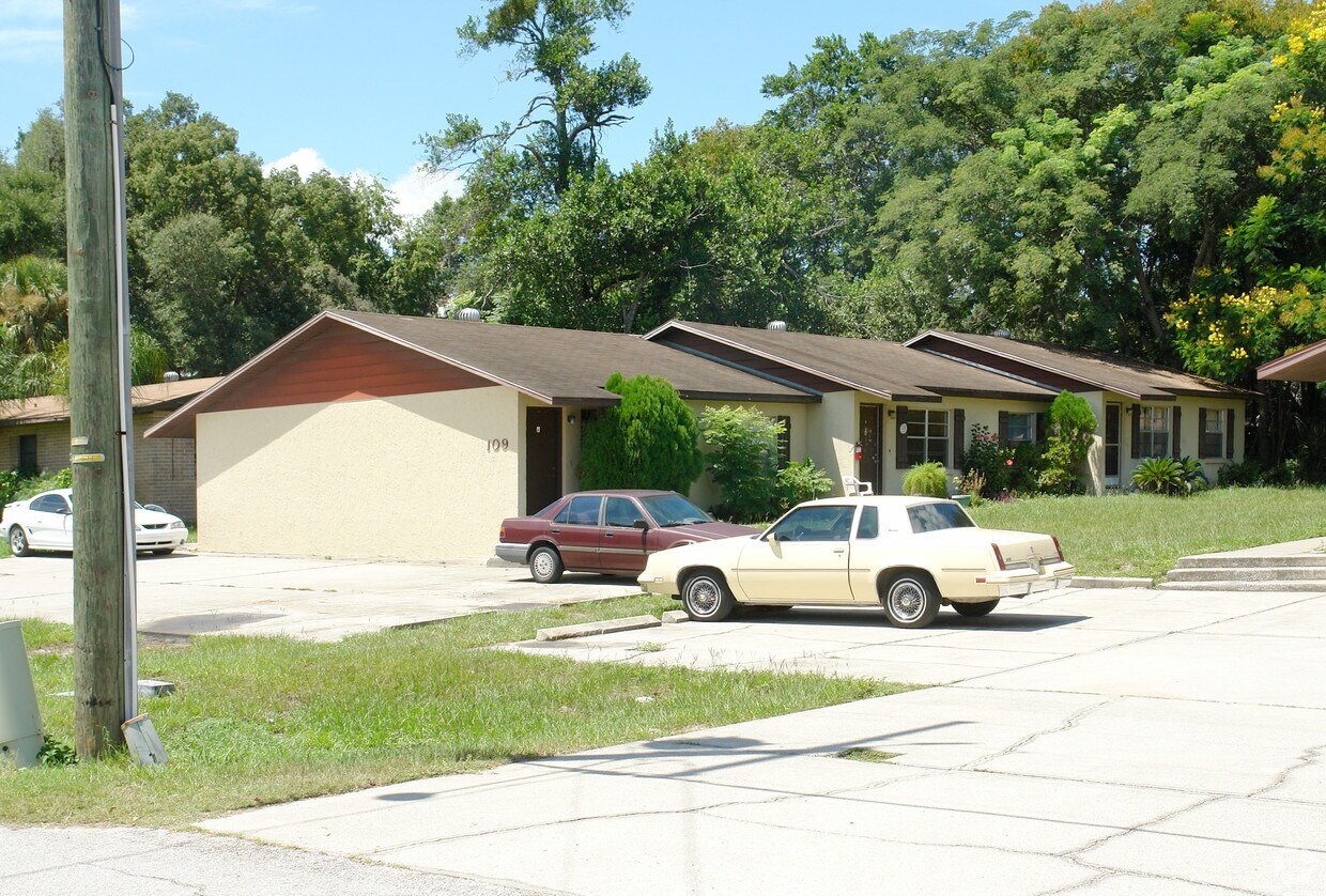 Foto del edificio - 107 S Lone Oak Dr
