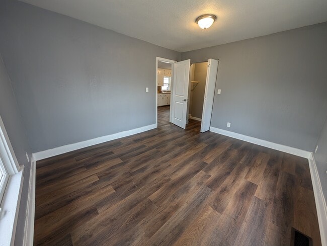 Foto del edificio - 415 SW Watson Ave