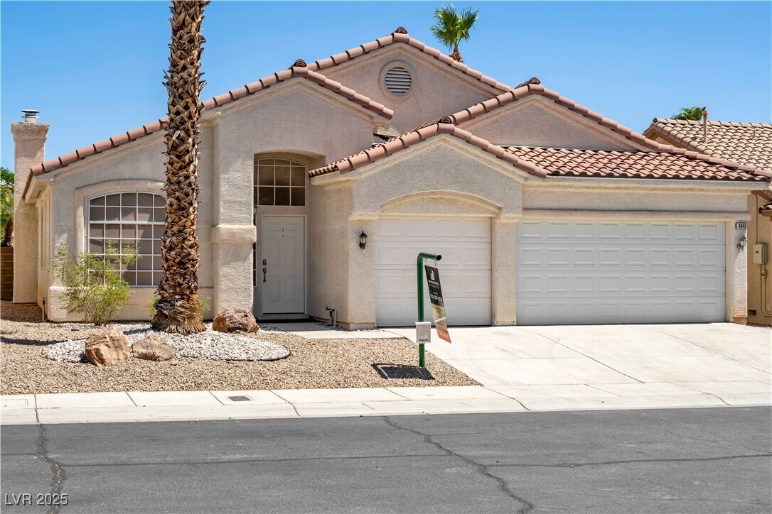 Foto principal - 8940 Emery Lake St