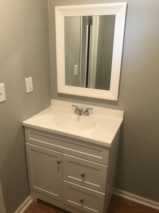 Foto del edificio - Charming 3 Bedroom, 1.5 Bathroom Residence...